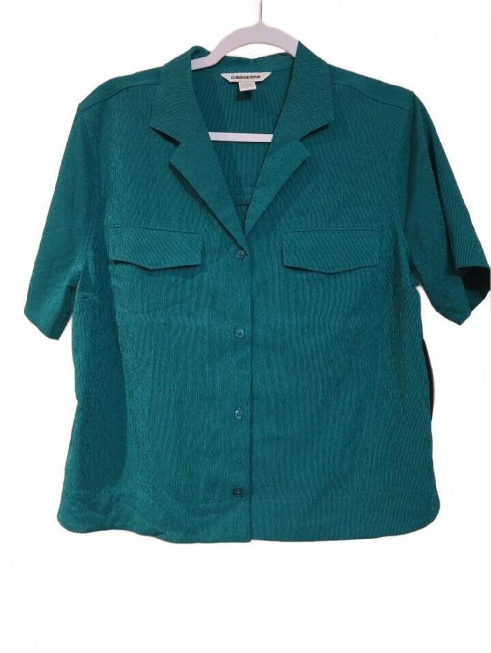Athleta Echo Top Green Small am Button Down Collared NWT Exclusive